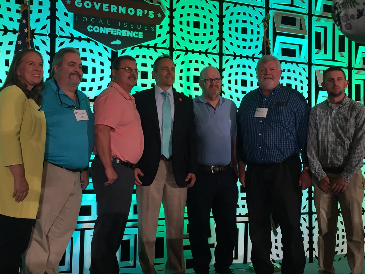 BarrenRiverADD's tweet photo. BRADD congratulates Simpson and Butler County on recent grant awards! Simpson was awarded a $1 Million CDBG and Butler a $68,350 Energy & Efficiency grant! BRADD was delighted to assist in development of the applications! #WeServeLocal Read more here https://t.co/oo2xcnwmQb https://t.co/eJfcCCEnfJ