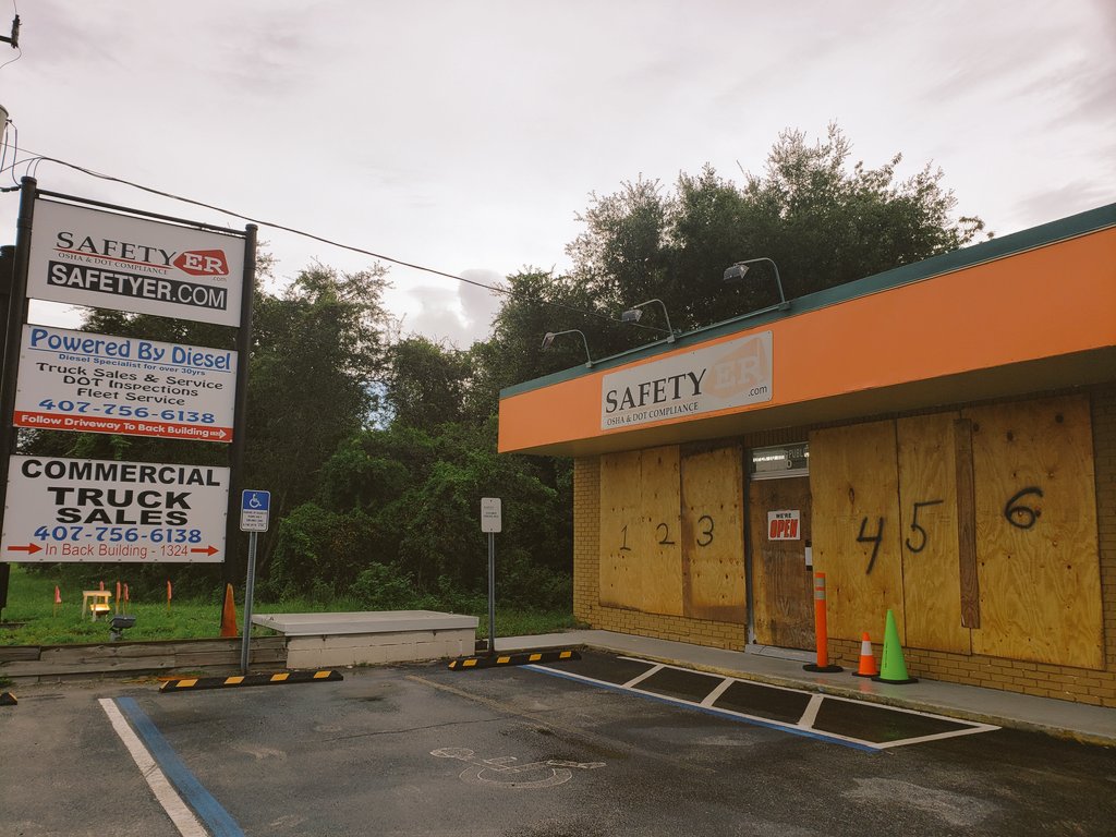 Safety ER tweet media