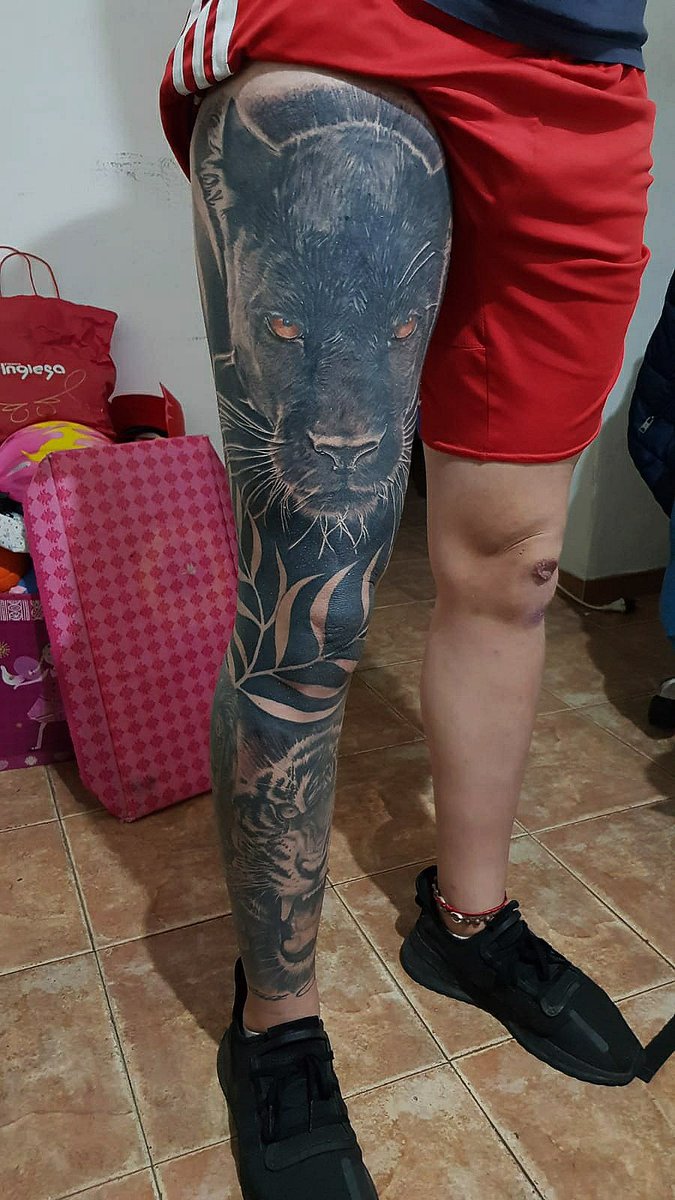 Nada solo quería mostrarles el tremendo laburo que se mando el tatuador