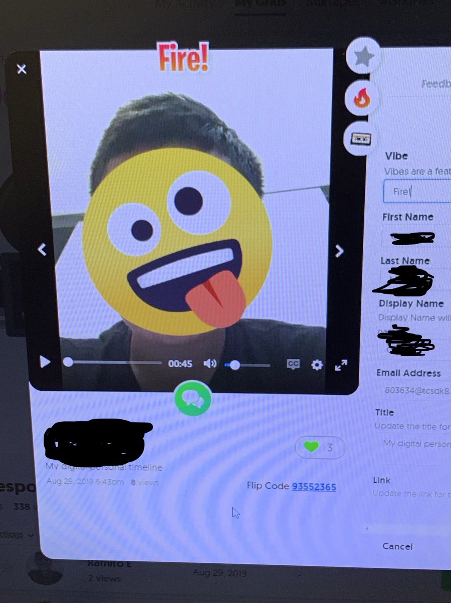 Rocking out #flipgridfriday S's posting about their #digitaltimeline on @Flipgrid  #FlipgridFever #TCSDshare #AVfollowmylead