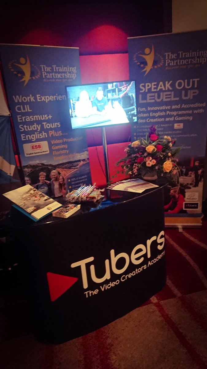 TTPLuk's tweet photo. Arrived in London and ready to go for #stalpheuk19 showcasing our new programmes with @Tubers_uk and and @articulacyuk. @StudyTravelLtd #ttplexperience https://t.co/y6D8y37Cej