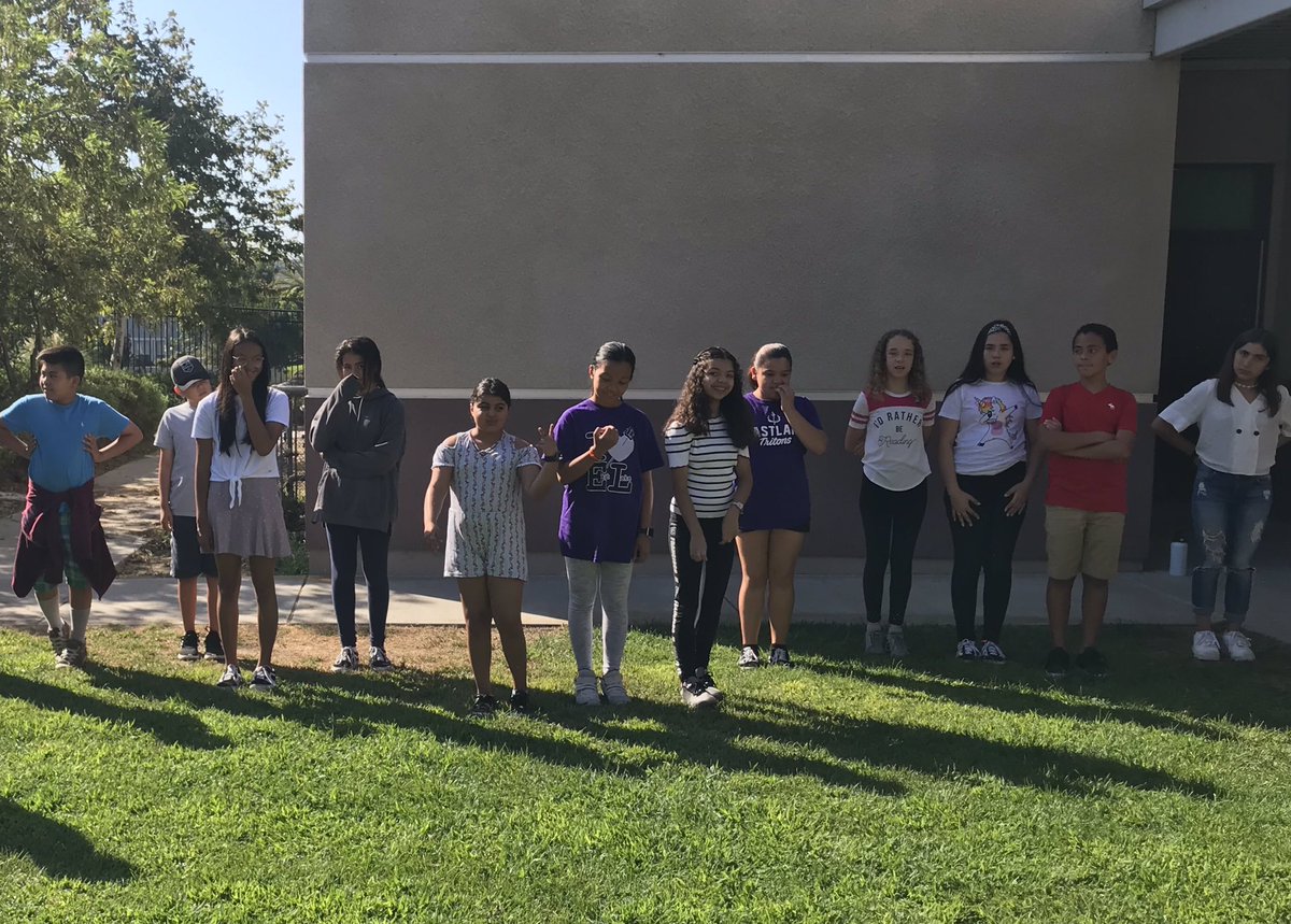 Ss exploring nested conditionals, seeing who will reach the end first! Walking them through these difficult CS concepts before trying to incorporate them into code is fun and helpful! #unplugged <a href="/codeorg/">Code.org</a> <a href="/EastLakeTritons/">ELM Tritons</a> <a href="/erfinleysd/">Easter Finley</a>