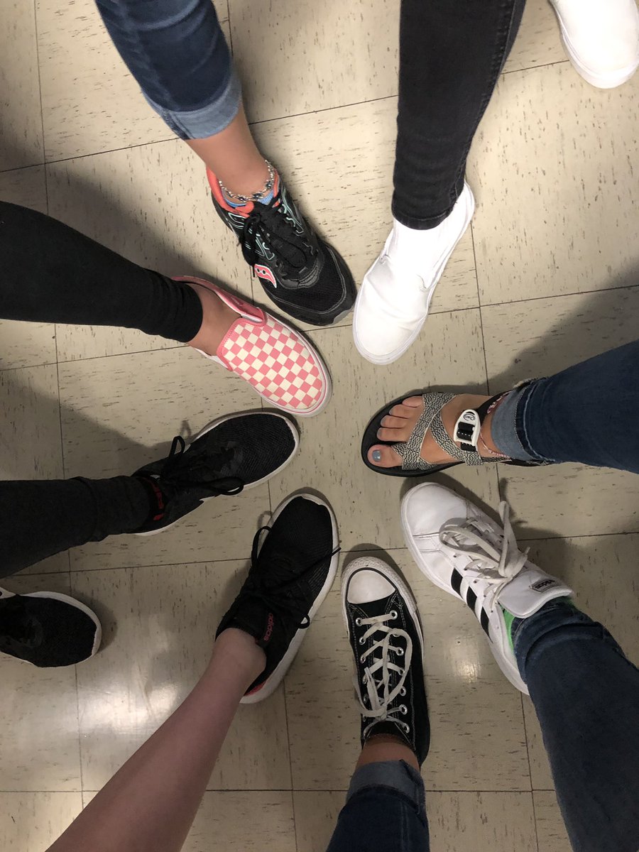 HMSIndians's tweet photo. Croc-van- favorite shoe Friday!!! #ccsdtn #hmstribe #inyourcorner #cheathammagic https://t.co/O8LP35dLGa