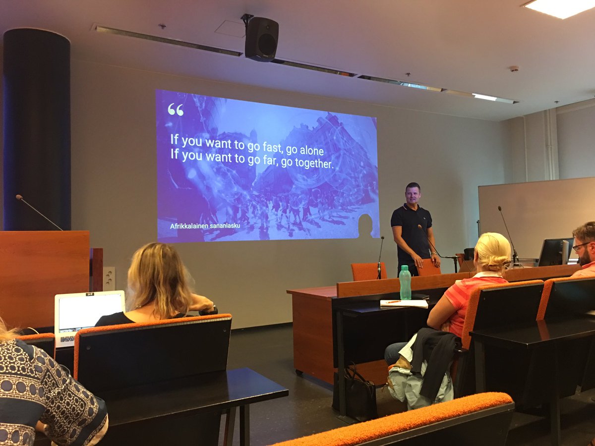 Inspiration Boost at @TampereUni <a href="/MikkoKutvonen/">Mikko Kutvonen</a> #servicedesign