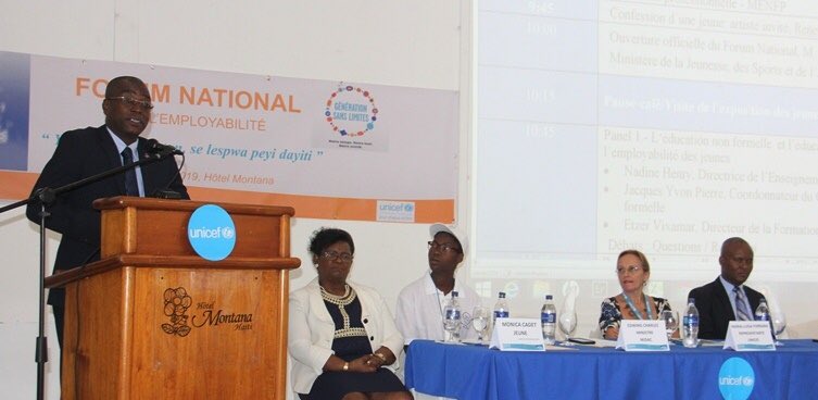 MENFP_Education's tweet photo. En partenariat avec le ministère de l’Education nationale (#MENFP) et l’organisation Initiative pour le développement des jeunes (#IDEJEN), l’#UNICEF a lancé à l’hôtel Montana, ce jeudi 29 août 2019, un Forum de deux jours sur l’employabilité des jeunes.
https://t.co/RpJneFS8x7 https://t.co/gN9iWHFsMN
