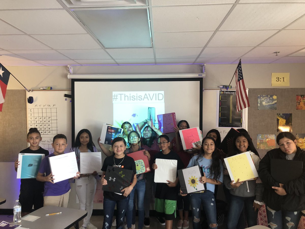 LozanoAvid's tweet photo. Perfect AVID Binder checks make for a great Friday!
#ThisisAVID #BeTheOne https://t.co/IkTV971qHN
