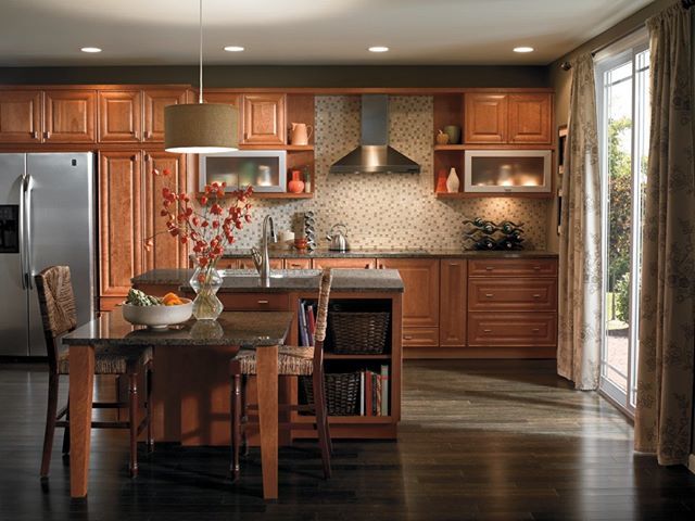 Cabinets_Direct's tweet photo. Rich in color and full of life, cherry cabinets are a beautiful touch of natural sophistication. Cabinets Direct houses unique cherry wood designs in color schemes ranging from light bases to dark glazes. Call us at (973) 221-3527 to learn more! 😍 https://t.co/sdXso26wEQ https://t.co/eLbaDNH8bF