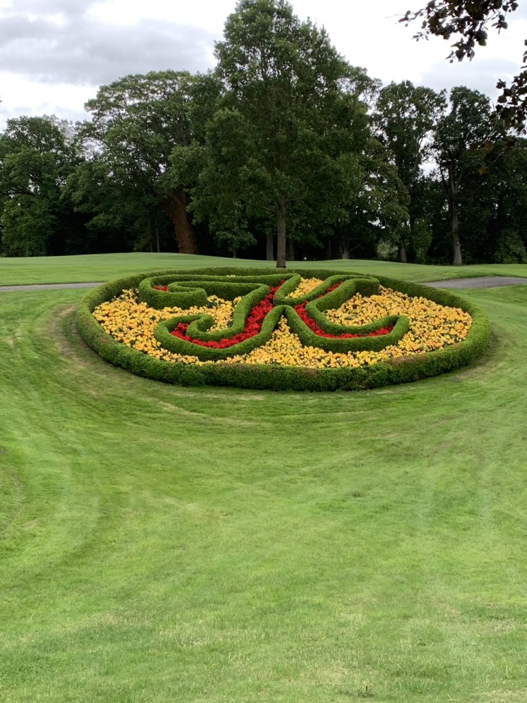 wallacebooth's tweet photo. Great afternoon playing @thekclub - course is awesome. A massive thank you for having me out to play ππΌ #golf #rydercup #rydercupcourse #golfcourse #memyselfandI #fun #ireland https://t.co/YcgkjLyZyq