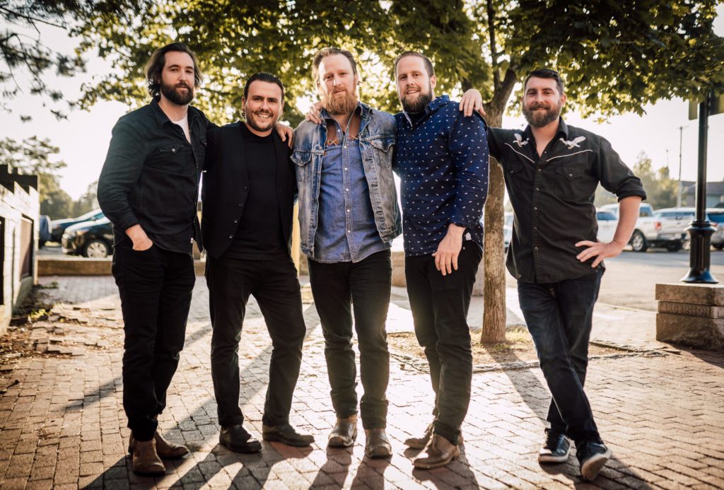 Tonight's the night! Who else is ready for a night of #eastcoast music with <a href="/heyprettyarchie/">Pretty Archie</a> and <a href="/colettedeveaux/">colette deveaux</a>?! #summerseries #rollcall