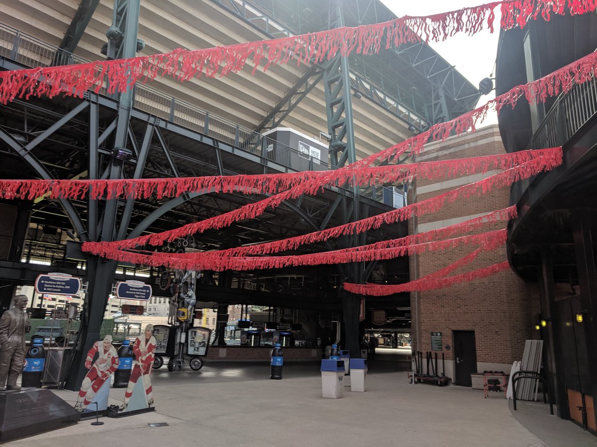 DisplayGroup's tweet photo. Legends Recognize Legends at Comerica Park this weekend! 
#detroitsports #detroitlegends #ernieharwell https://t.co/Ew9zGMulCV