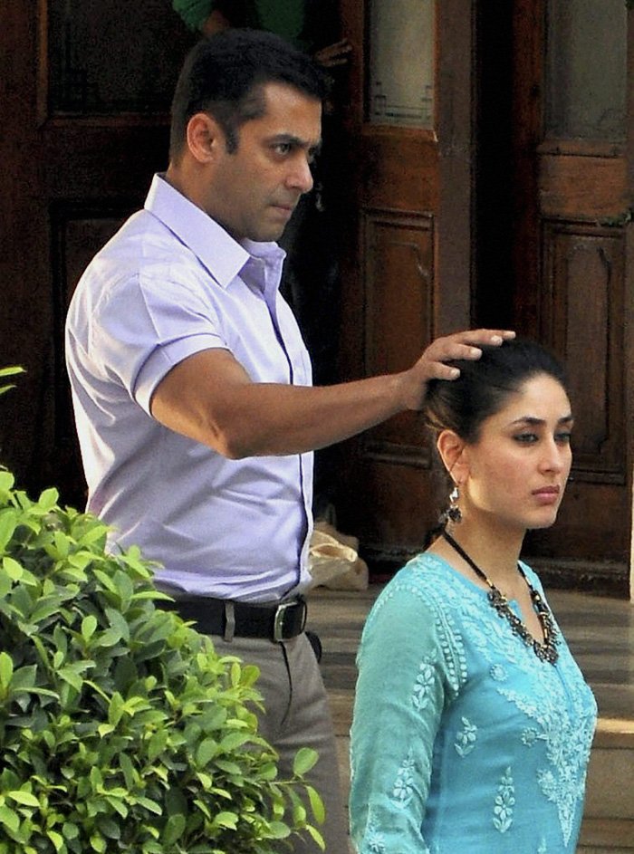 This candid picture of Salman and Kareena from the Bodyguard sets is one of...