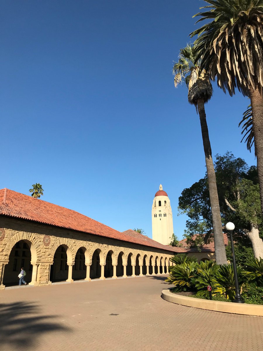 bluethinkspa's tweet photo. BlueThink @Stanford talking about Industrial VS academic innovation
1) Innovation = invention * commercialisation
#Ipod : @Apple = #MP3 : @Fraunhofer
2) #Industry starts with a lead from the marketing dept
3) #Academia starts from a research (invention) and look for applications https://t.co/WZT5sZUVJJ