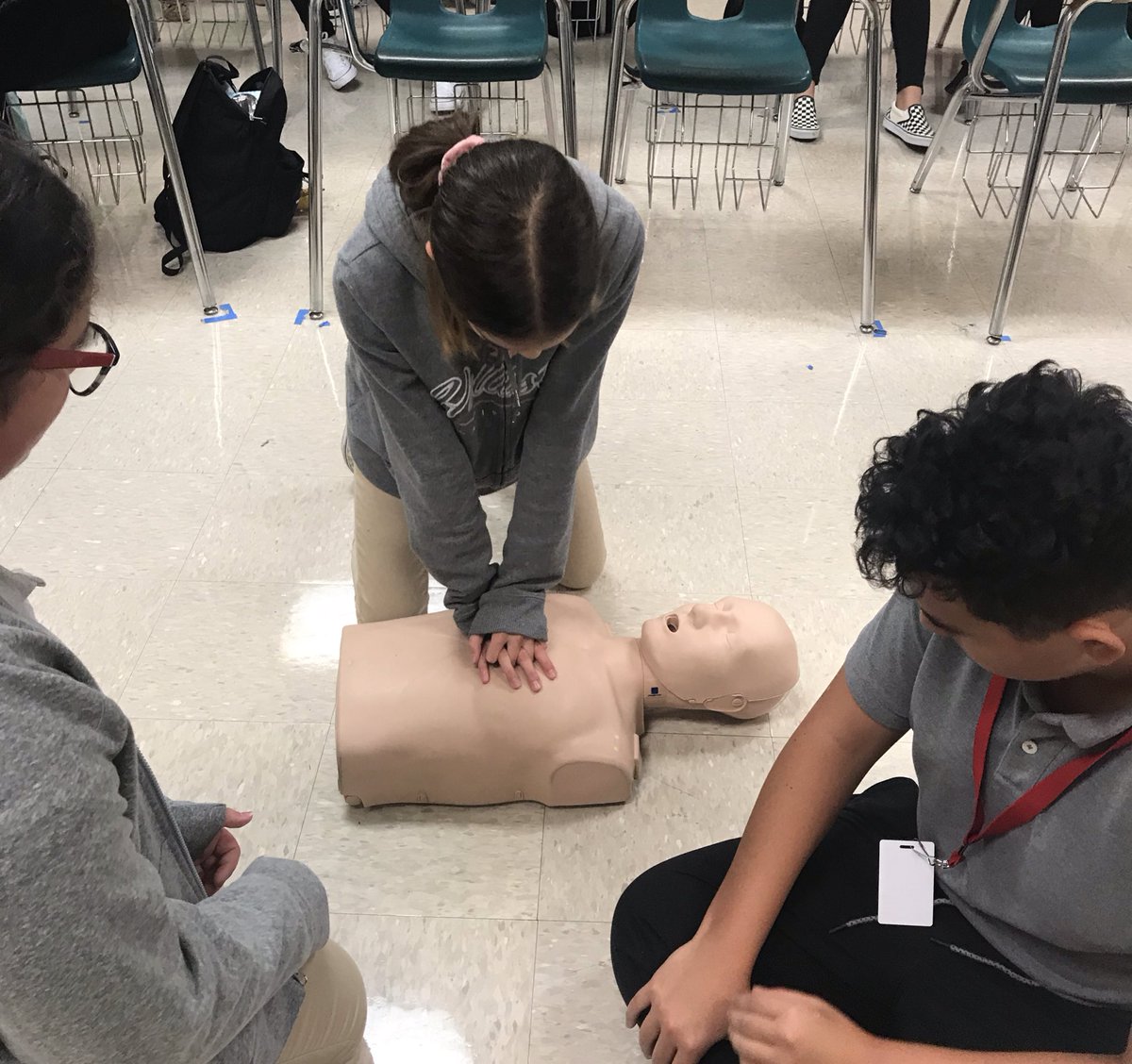MsAdamsonHDMM's tweet photo. It’s CPR time in our Medical Magnet 8th grade elective! ♥️ #CPR #MedMag #GoPanthers @HDMcMillan https://t.co/8EuxLPli0z