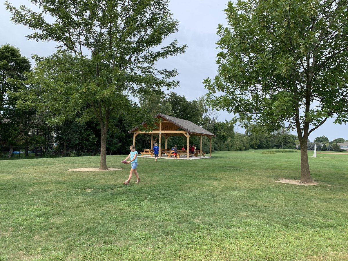 MillerRm33GES's tweet photo. Itβs way more fun to look for geometry around us than just drawing lines and rays in our workbooks! #rm33rocks #geometricworld https://t.co/36A7LrJbGI