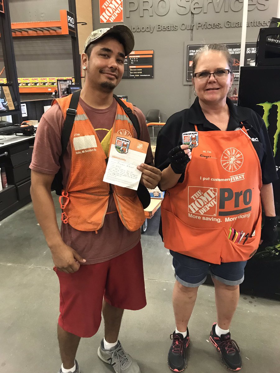 Ginger and Ben recognized for customer service great VOC comments.Way to take care of our customers.