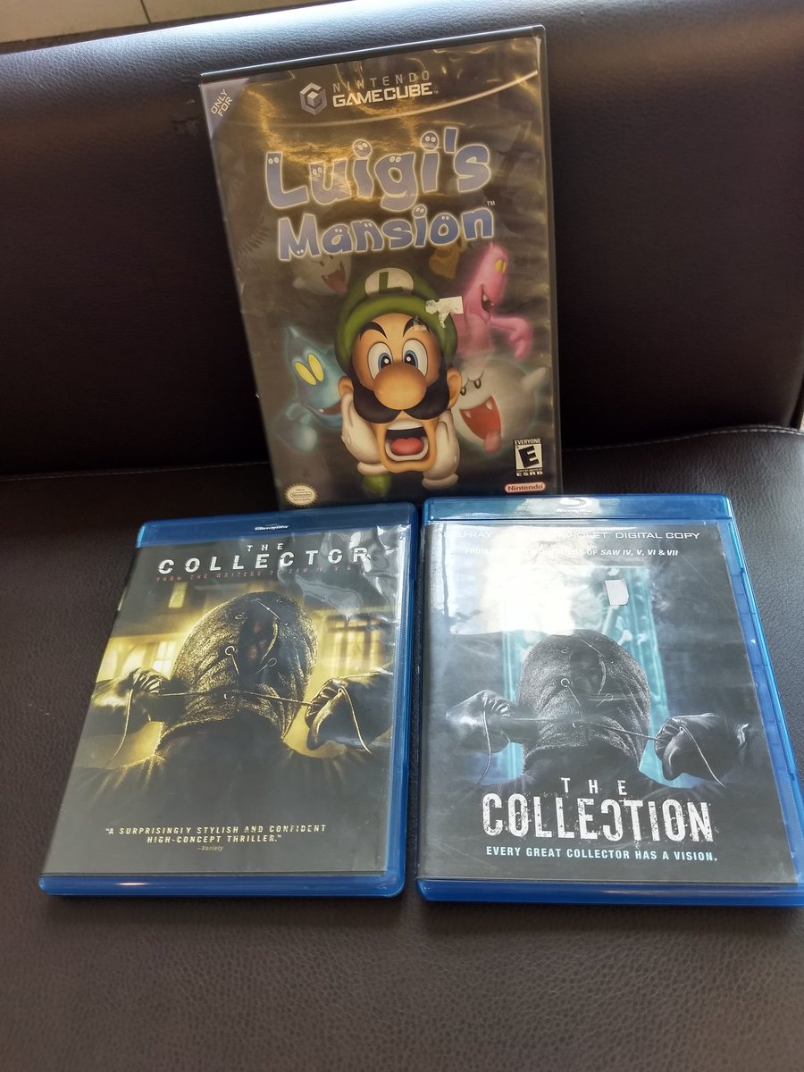 SchultzBlake's tweet photo. Picked up The Collection and The Collector on Blue-ray along with Luigi's Mansion for my GameCube.
#HorrorMovies #classicvideogames https://t.co/obq0eHBuZe