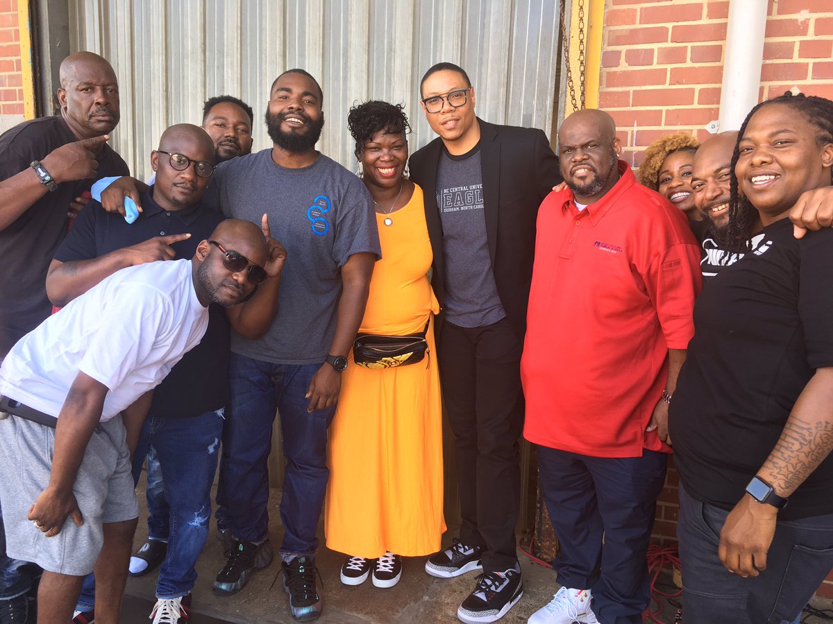 DCPSChancellor's tweet image. Many thanks to Roger Asterilla, our Warehouse and Logistics team, and the entire Central Office for a wonderful school opening! School Year 2019-2020 is in full swing. Welcome #BackToDCPS