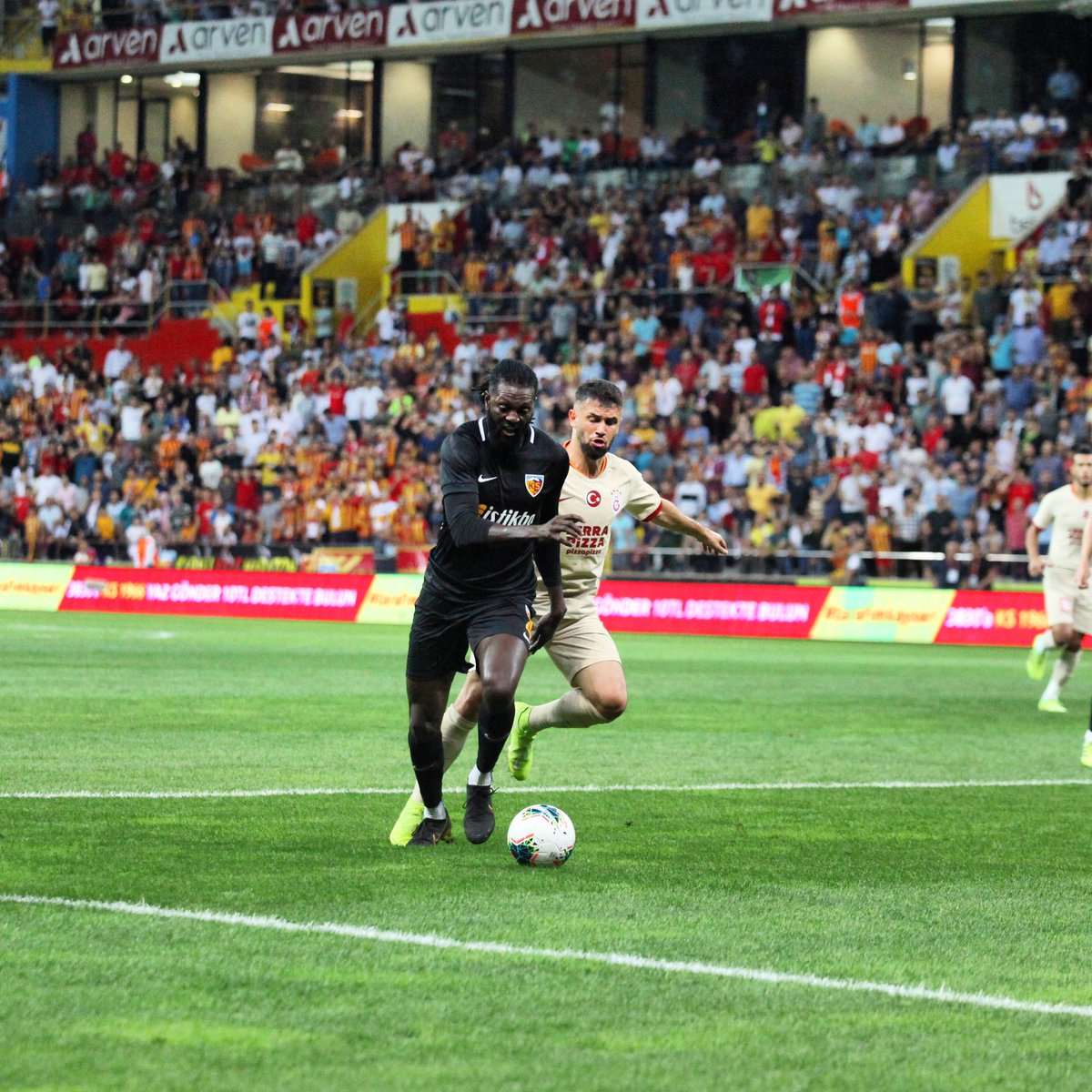 Sc Braga Vs Galatasaray Final Score 1 2 Gala Strike Back To Progress Sbnation Com