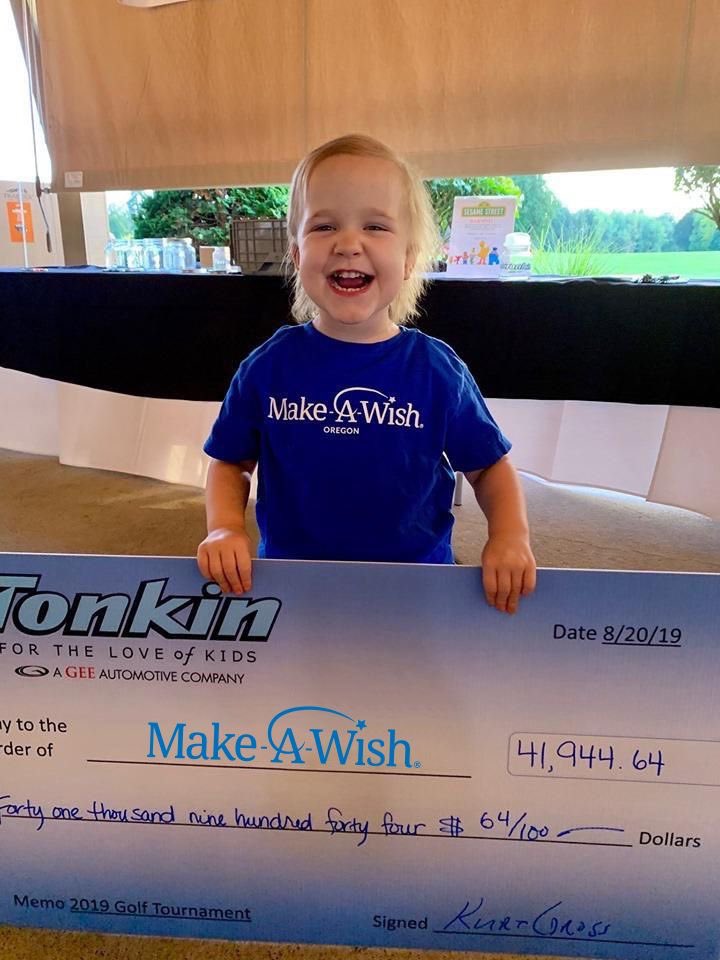 ORWish's tweet photo. WOW! Together, these amazing summer golf tournaments raised more than $147,000 in support of local wishes. Thank you to @JebnersWish Tonkin Golf Tournament the Gold Dust Open House Golf Tournament, the AAHOA Charity Golf Tournament, and the PNWSCT 2019 Northwest Coatings Fest! https://t.co/jtKZrIwV33