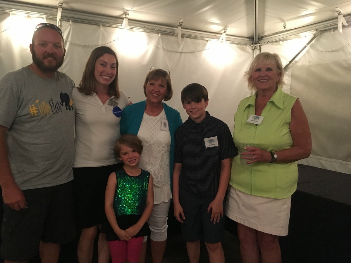 ORWish's tweet photo. WOW! Together, these amazing summer golf tournaments raised more than $147,000 in support of local wishes. Thank you to @JebnersWish Tonkin Golf Tournament the Gold Dust Open House Golf Tournament, the AAHOA Charity Golf Tournament, and the PNWSCT 2019 Northwest Coatings Fest! https://t.co/jtKZrIwV33