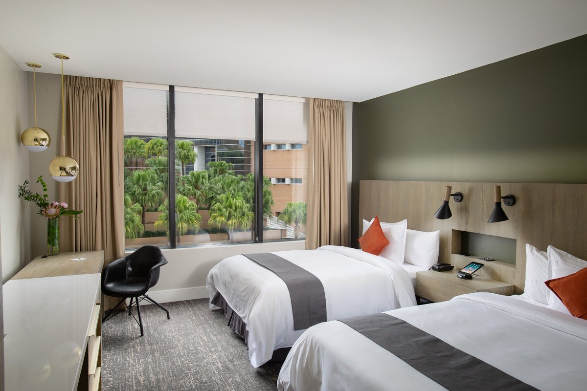 TheDelaneyHotel's tweet photo. We are open!  Please contact us for very special hurricane relief rates.407-849-0805.  We have comfortable rooms away from the coast ! https://t.co/kgiod0H2yf