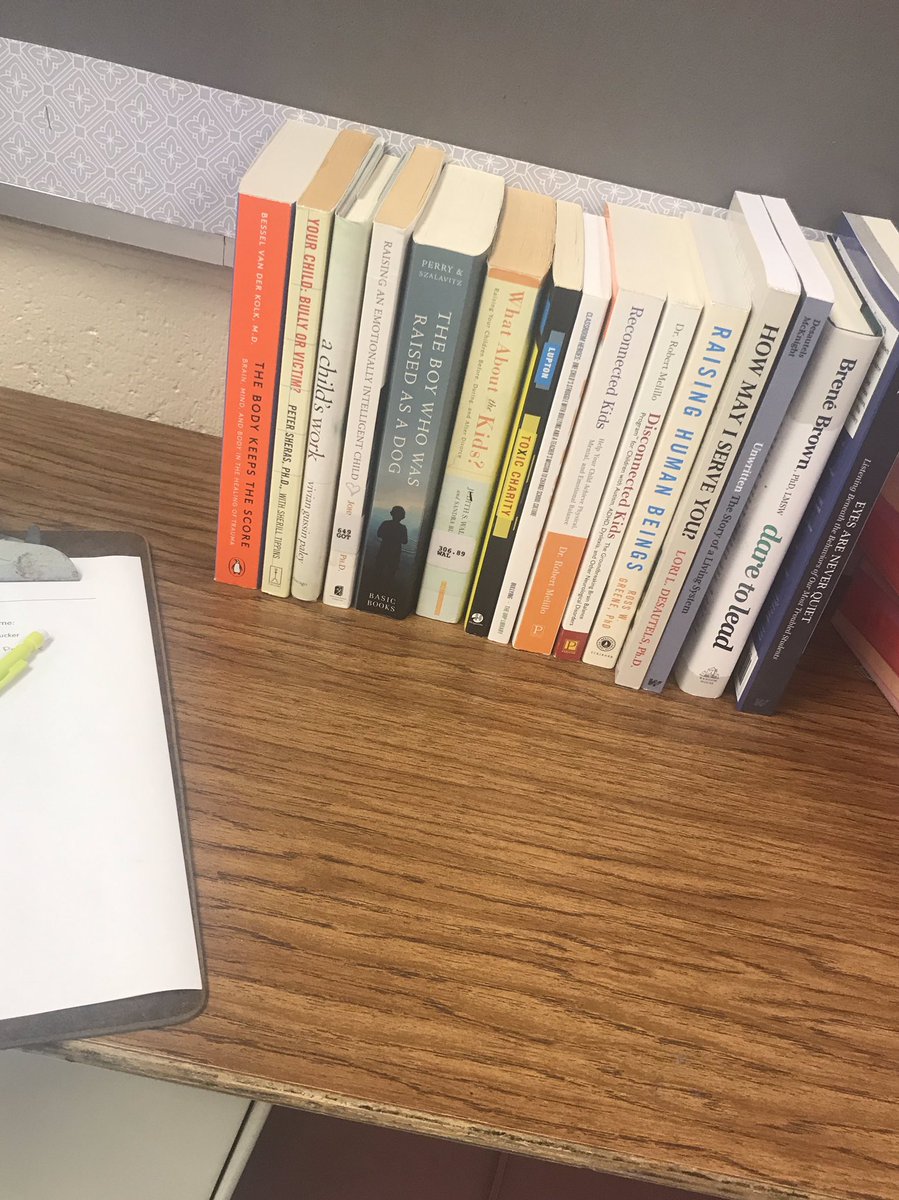 epetrie84's tweet photo. Brain aligned lending library for Hose Elementary teachers! Put together by their wonderful school counselor Mrs. Tucker!  @desautels_phd https://t.co/ouEyi4iiy7