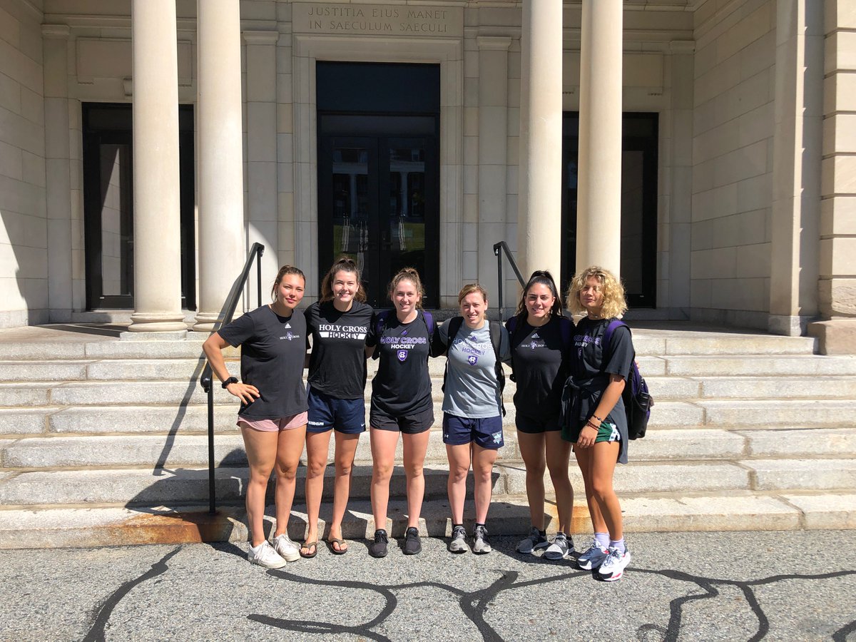 GoHolyCross's tweet photo. It's move in day and our student-athletes made stops around some of their favorite spots on campus to welcome #HolyCross2023 https://t.co/ywNRjDgshF