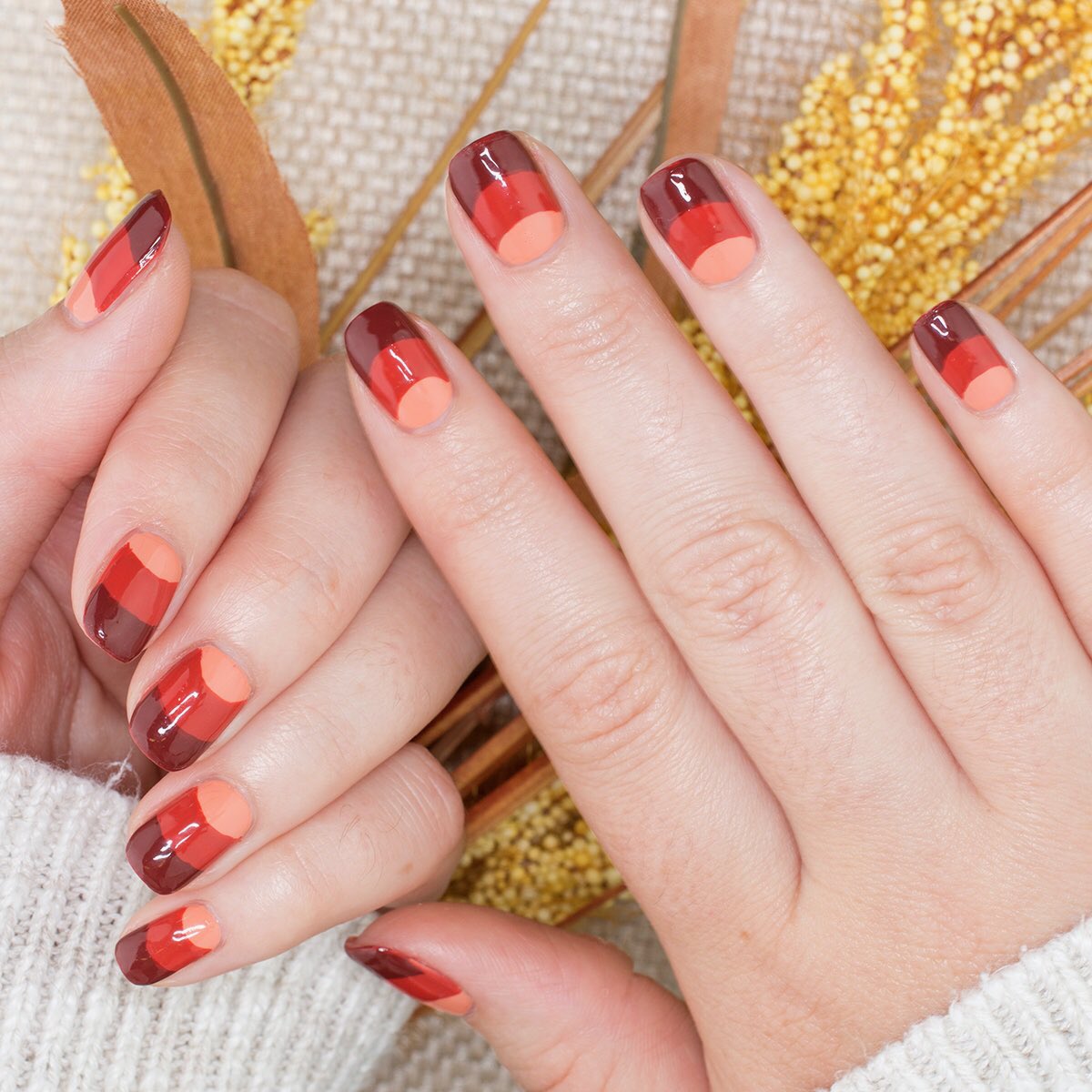 Feeling Fall ready in <a href="/essie/">essie</a> Set in Sandstone, Yes I Canyon and Bed Rock &amp; Roll #essiesummertrilogy