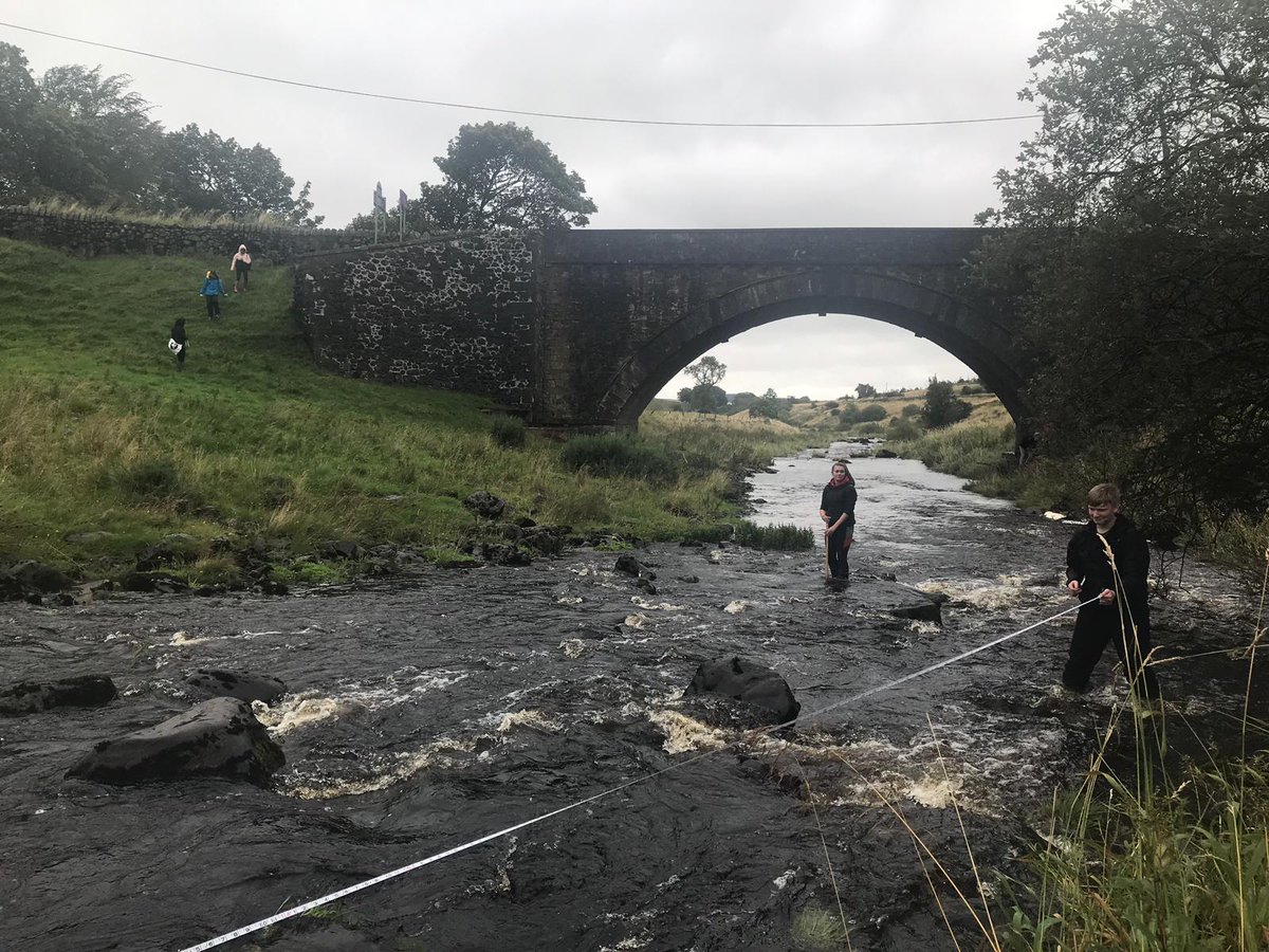 DHSGeog's tweet photo. Day 2 of Higher Geography field work is a slightly soggier affair! What a fantastic group of Geographers we have this year - they just got on with it without fuss or moaning 👏 #PrideinDennyHigh @DennyHighSchool https://t.co/2tRbzOjGI9