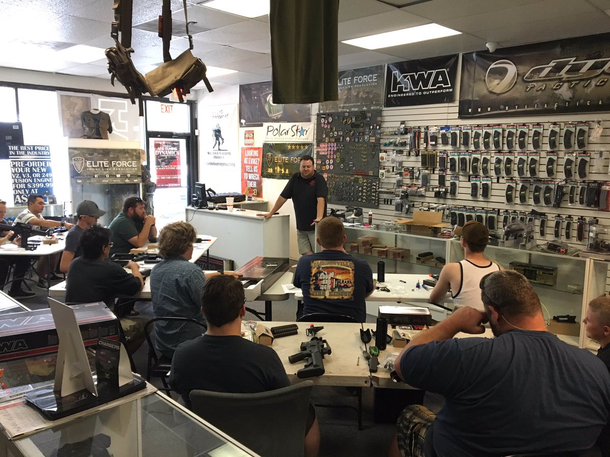 AirsoftBarracks's tweet photo. Don’t miss our upcoming tech class https://t.co/Tb5VW20zNy https://t.co/3DJIXmF6bK