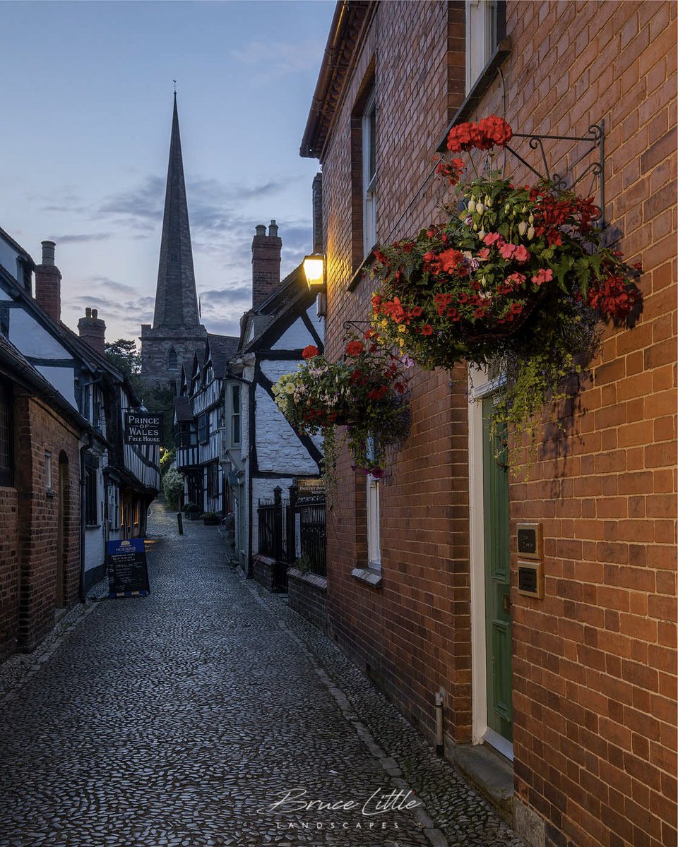 Bruce Little (@brucelittle) on Twitter photo An oft-photographed location, but the first time I've been with a camera. A view along Church Lane in #ledbury last Sunday morning just before #sunrise <a href="/LoveHereford/">Love Herefordshire</a> <a href="/ExploreHereford/">ExploreForFun</a> An oft-photographed location, but the first time I've been with a camera. A view along Church Lane in #ledbury last Sunday morning just before #sunrise <a href="/LoveHereford/">Love Herefordshire</a> <a href="/ExploreHereford/">ExploreForFun</a>