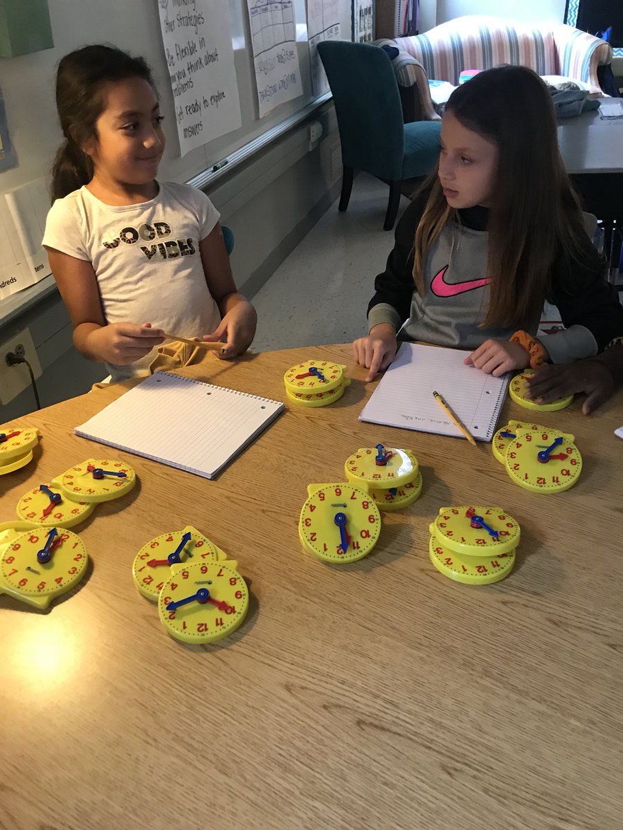 MsGholson's tweet photo. Day 2 of rounding: Ss were given a bag with a certain amount of objects in it. They had to determine the amount and then explain to the class ABOUT how much was in the bag to the nearest 10. #realworldmath @Mill_Creek_ISD #isd3rdgrade https://t.co/DFrrDv696N