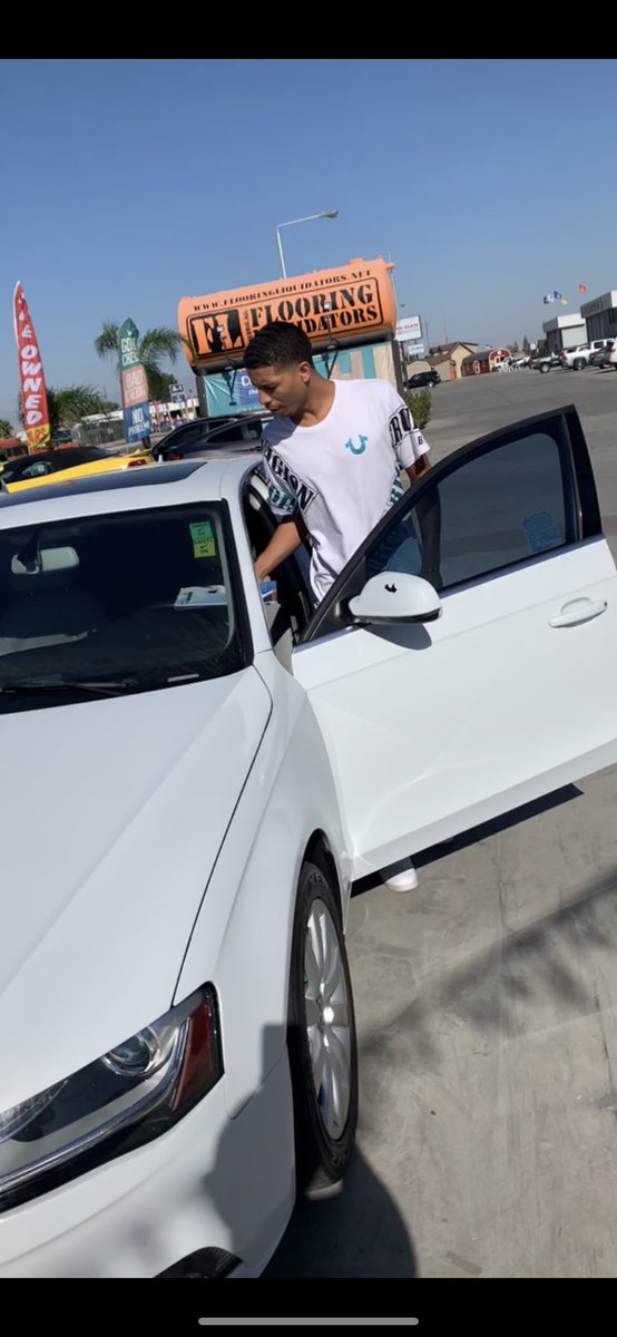 Natericks11's tweet photo. Nickname need to be deep freezer because i’ve been the coldest👀 #LivingLife #FirstCar #OwnMyOwn https://t.co/5EozRgXPmz