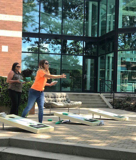 BarnesDennig's tweet photo. This week our Indianapolis Office held a cornhole tournament and got to enjoy the nice weather outside the office. Congrats to our winners! #FeelGoodFriday https://t.co/J10DBssExA
