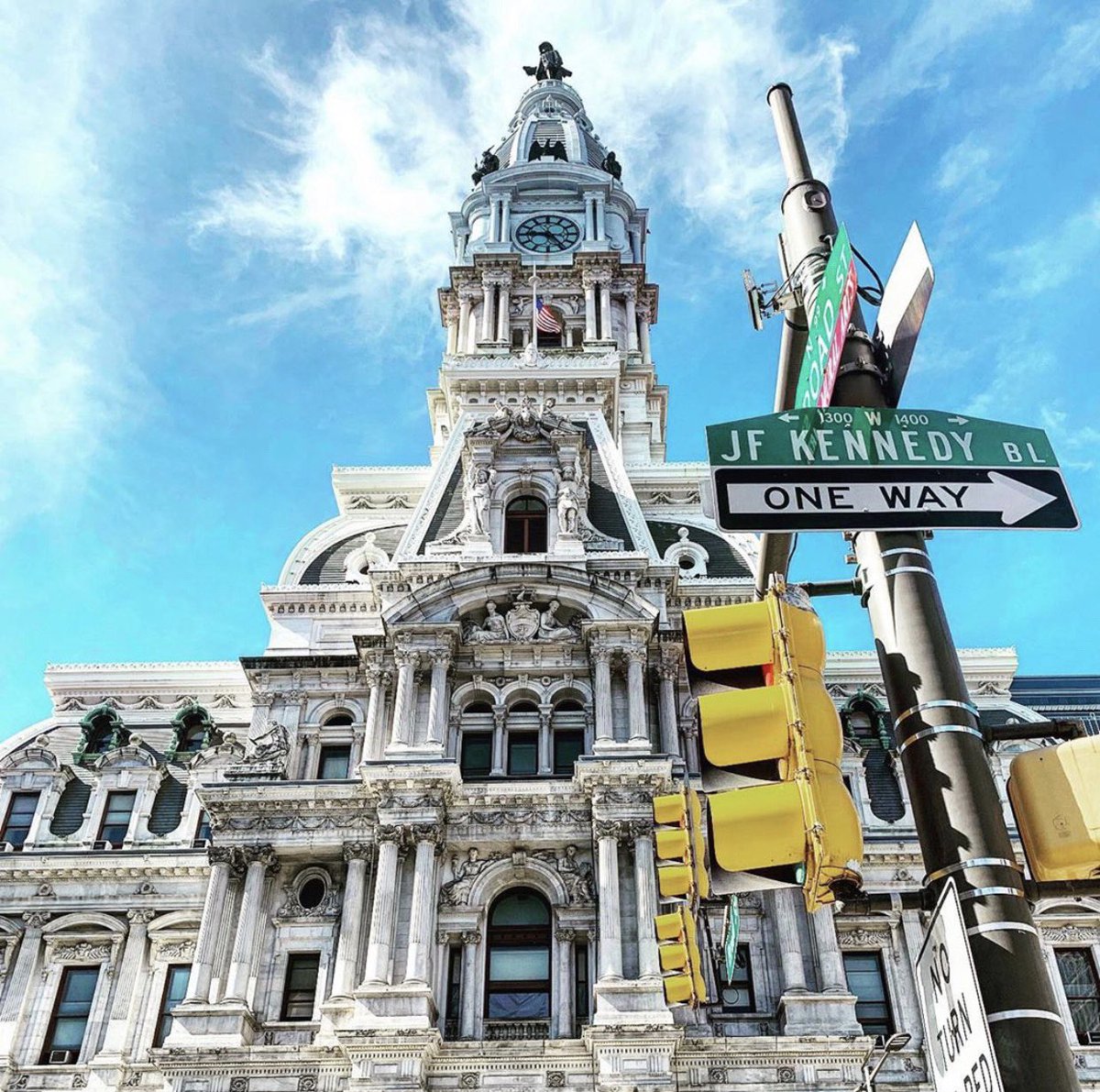 wearehappyplace's tweet photo. October 5th can’t come soon enough!!!! 😆 PHILLY, we are so ready to bring the HAPPY to you’re amazing city!! 🙌 Tickets on sale now! Link in bio. #CaptureYourHappy
📷: lisaglover489 https://t.co/sS3I5OxYBB