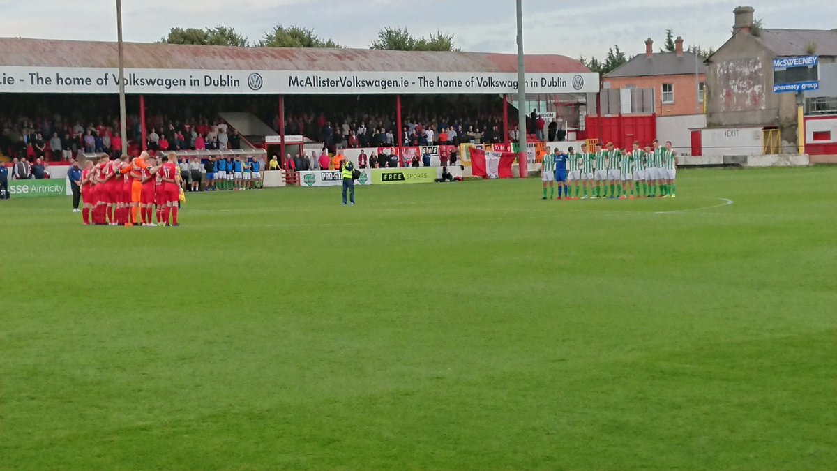 Sat here in Tolka Park and surrounded by Shels academy kids

5 of them sat 3 rows in front of me shouting 'Break his legs, break his legs'

In other news, it's 0-0 and there's been 1 shot on target.... Wouldn't watch this if it was out me back garden!! #GLITW #LOI #Ireland