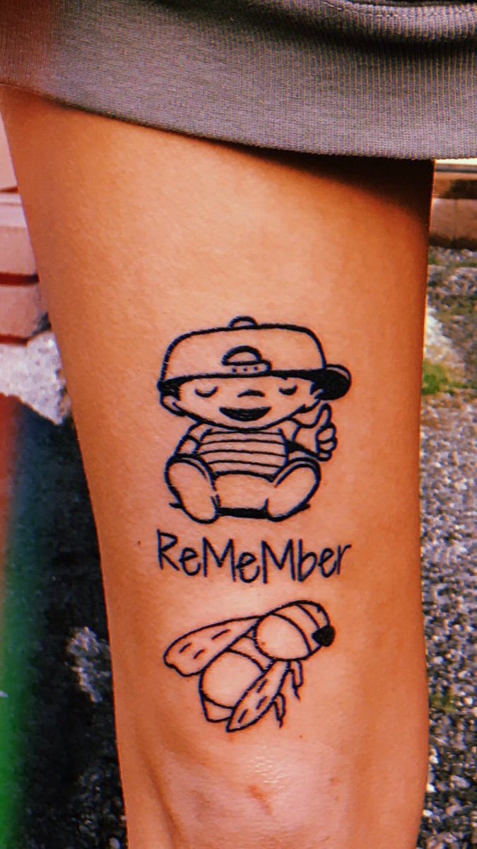Mac Miller Forever I Love This One So Much Mac Dedicated His Right Leg To Silly Tattoos And He Said That For Him Tattoos Were More About Remembering That Moment