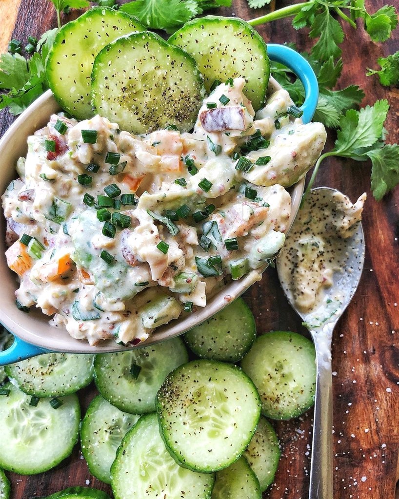 ketoz4's tweet photo. Just whipped up a lovely Chipotle Chicken Salad. I did it live. Did you watch? Grab the recipe from my site🔥 
-
#keto #ketogenic #ketorecipes #ketorecipe #ketolifestyle #ketojourney #ketodiet #ketogenicdiet #ketogeniclifestyle #ketoforlife https://t.co/zwjvwnsAvA