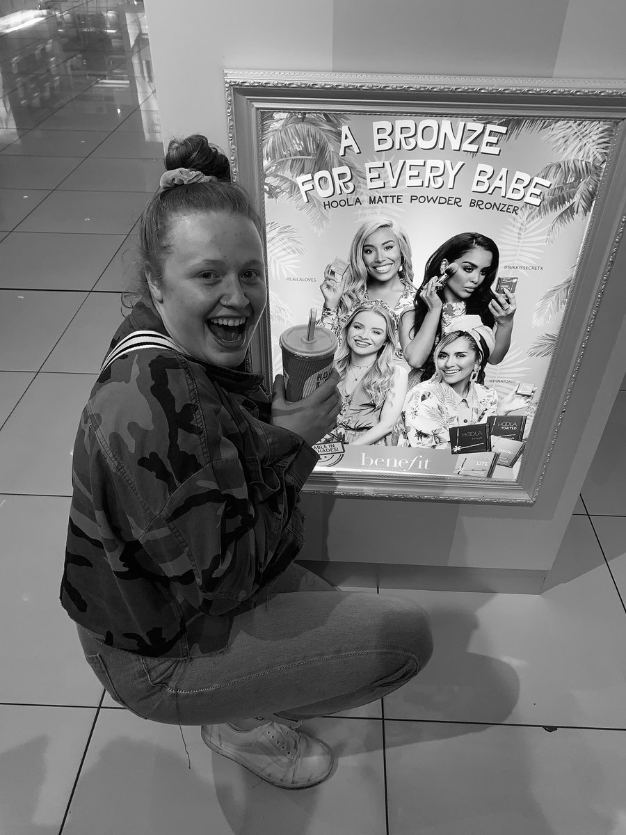 lucy🍑🌈 tweet media