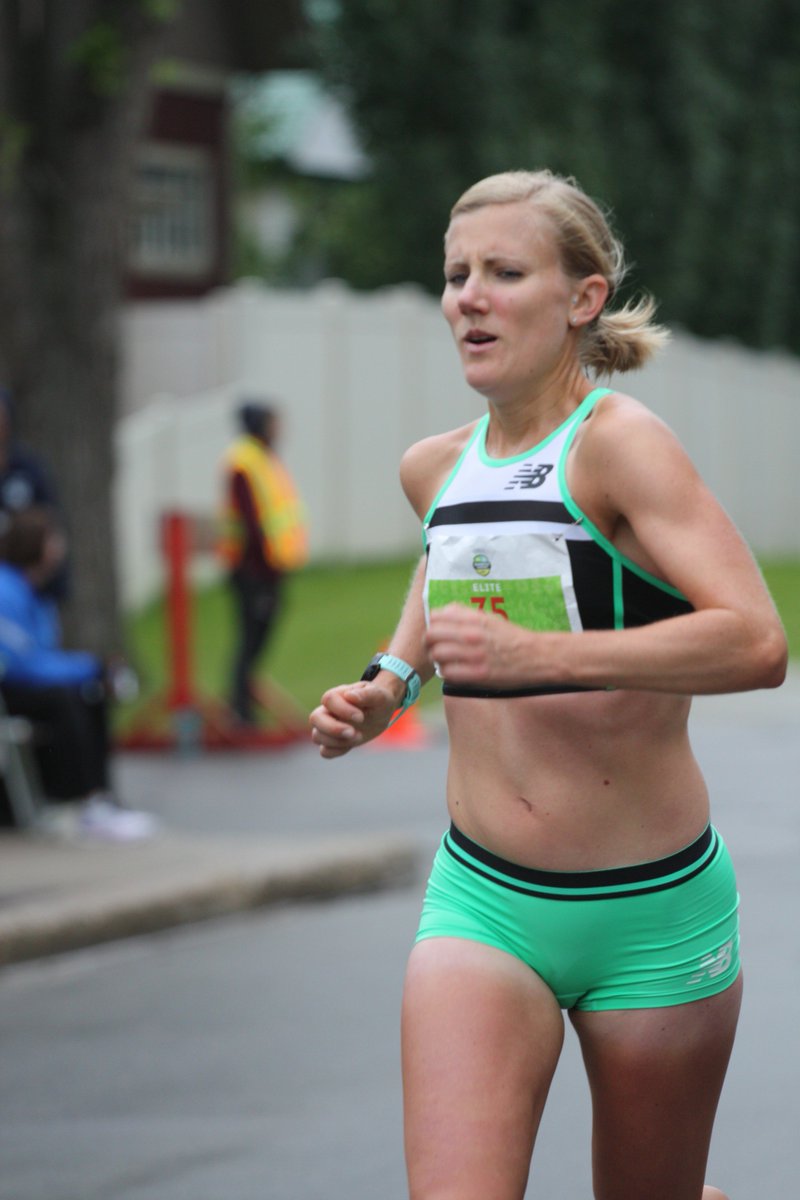 JohnStantonRR's tweet photo. Canadian long distance runner Rachel Hanna knows the secret to being a great runner is be humble, be hungry and be the hardest training runner https://t.co/2CJsS6SEHF