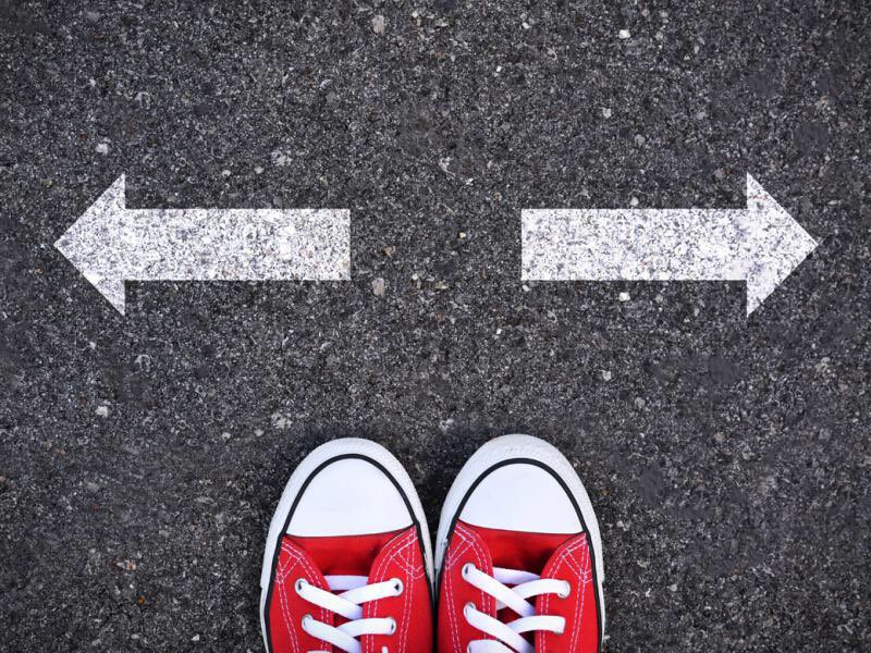 bes502's tweet image. Do something different that you didn’t do today so your health will be one foot forward to a healthier lifestyle than it was yesterday.. #Lifestyle  #Execise choose your route ... left or right ? Both are right! 🤔 you just have to make that decision..