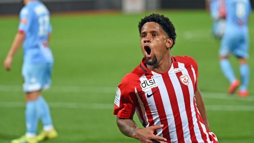 L <a href="/asnlofficiel/">AS Nancy-Lorraine</a> sauve un point face à <a href="/OfficielRAF/">Rodez Aveyron Football</a> !
francebleu.fr/sports/footbal…