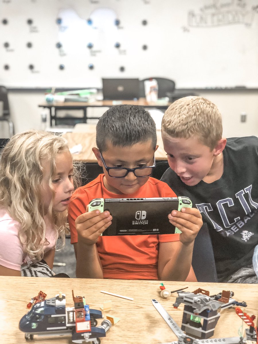 MrsStGermainEME's tweet photo. Woop! It’s FUN FRIDAY! We earn technology &amp; free time for great behavior during the week. It’s an excellent motivator and provides some practice for peer to peer social skills. @EagleMountainEL @DrMarciaTate #EMSProud #EMEProud https://t.co/lgPOqlO2Xt