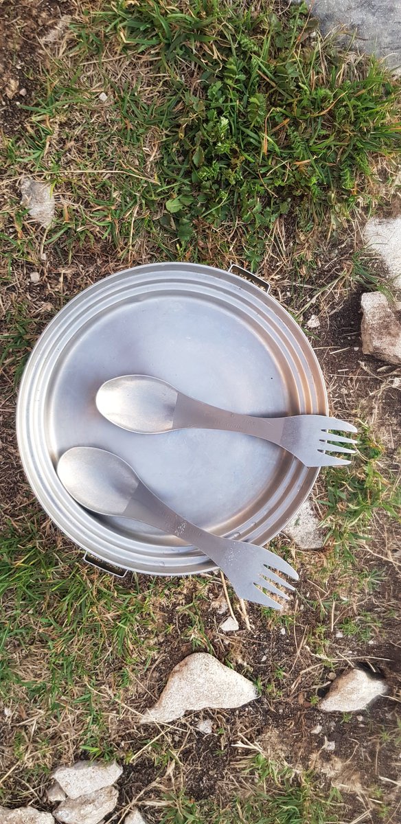 Monrechaud's tweet photo. La Spork Titanium, un couvert multifonction, léger et solide 》》 https://t.co/4kdTgdFSTK https://t.co/cUtVbvrcSk
