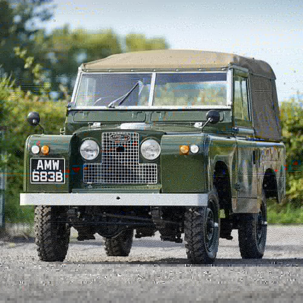 landroverpa's tweet photo. A few I recently snapped at @WMS_Classics
By @landroverpa
#landrover #SeriesOne #Serieslandrover #heritagedefender #landroverdefender #landroverphotoalbum #inkyenston #WilliamsClassics https://t.co/qF20b0KccK