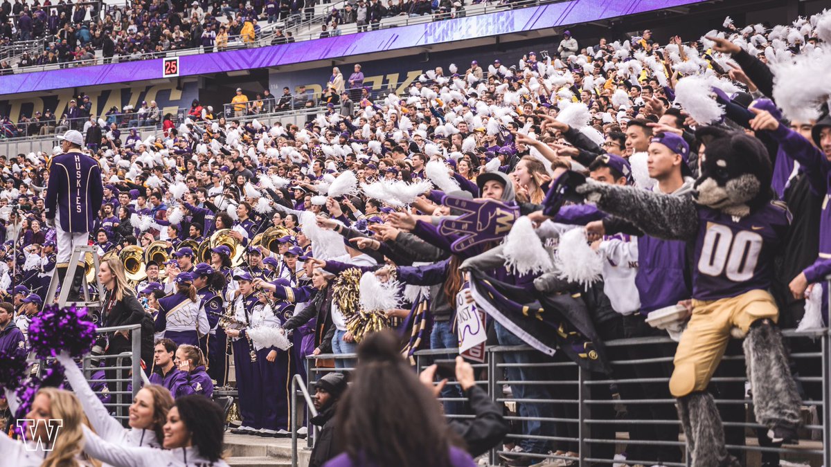 Chris Petersen tweet media