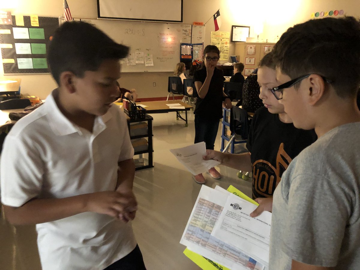 .<a href="/ManorISD/">Manor ISD</a> <a href="/BMESBulldogs/">Blake Manor</a> BreakoutEDU game “Where in the world is Carmen San Diego?” wrapped up 5th grade PBL today! #DestinationManor