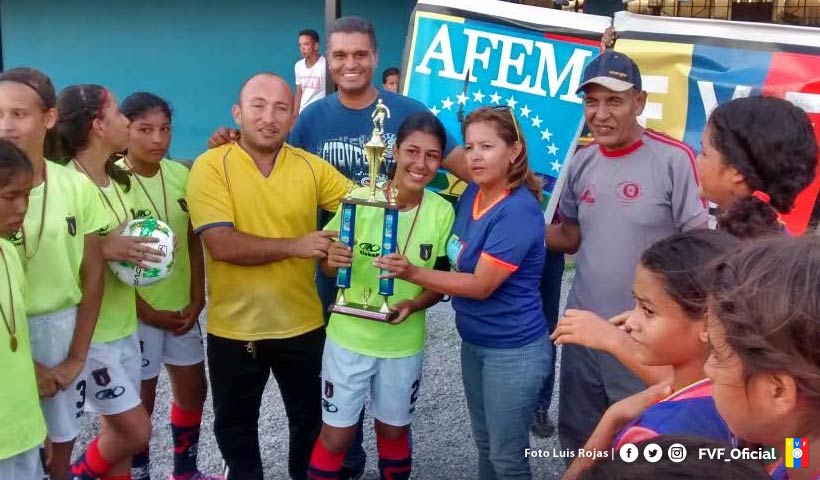 FVF_Oficial's tweet photo. Sulmona FC y Monagas SC se titulan en la Serie Oro femenino de Aso-Fútbol Monagas | #FVF | #Asociaiciones | https://t.co/N9oC6FWgmS https://t.co/cEqAEOtF30
