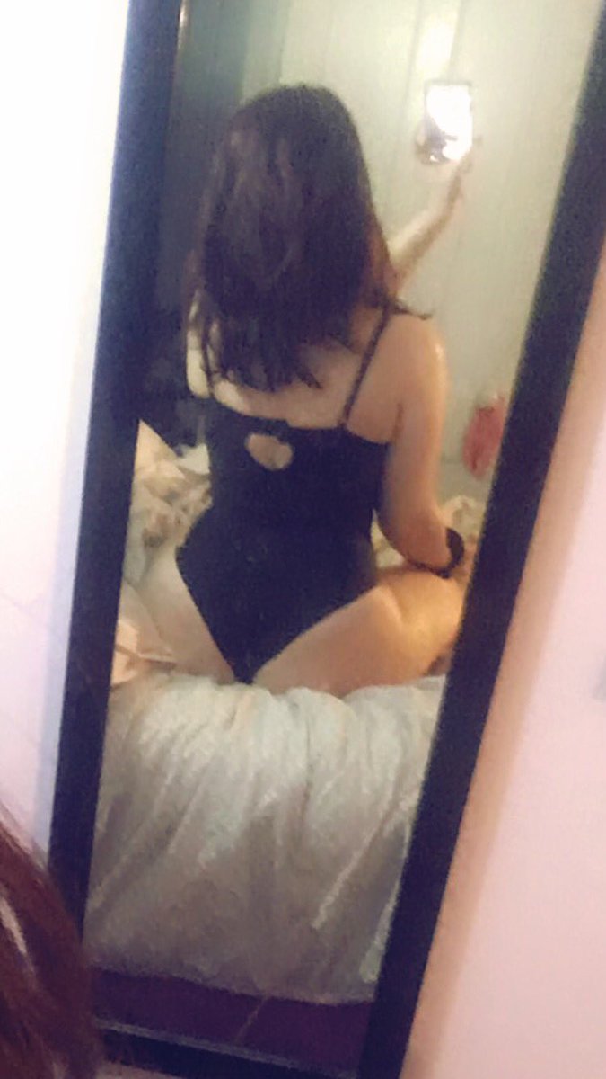 TeenyToez's tweet photo. What’s YOUR biggest, #dirty #fantasy ? I want to know. 😜 https://t.co/JYFjU7vBHC