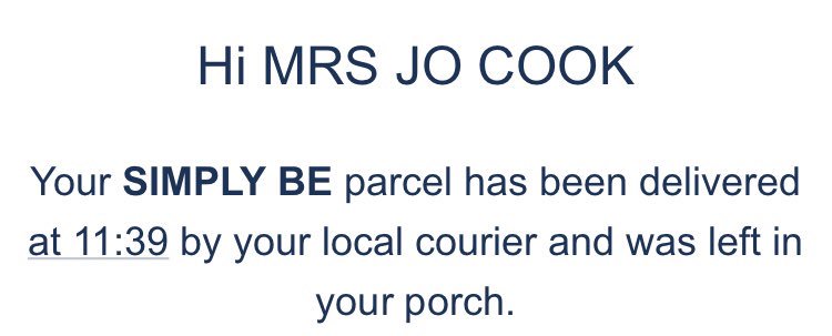 jojocook1980's tweet photo. @Hermesparcels as I haven’t got a porch, if you mean he left them on the doorstep of my house which is directly on a busy road, then yes he did. https://t.co/tawZfCSmVd